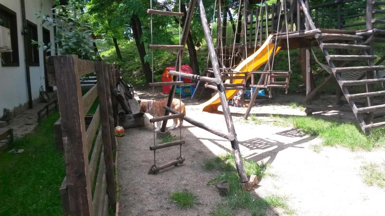 Piatra Neamţ 卡萨德鲁每图雷旅馆酒店 外观 照片