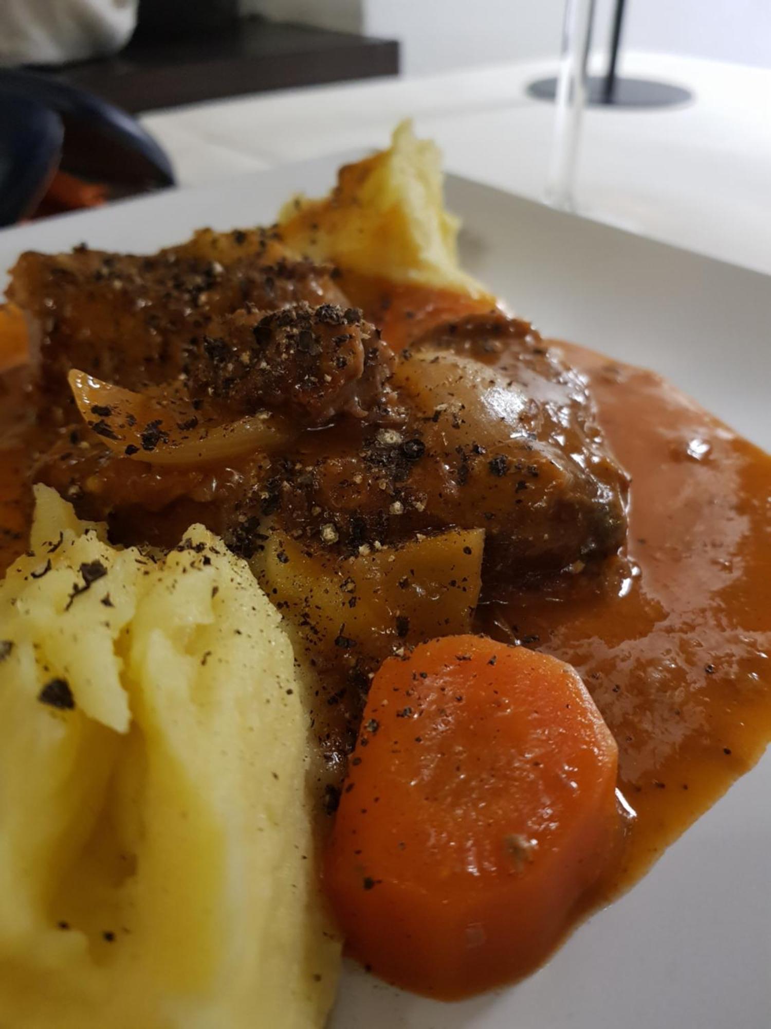 Piatra Neamţ 卡萨德鲁每图雷旅馆酒店 外观 照片