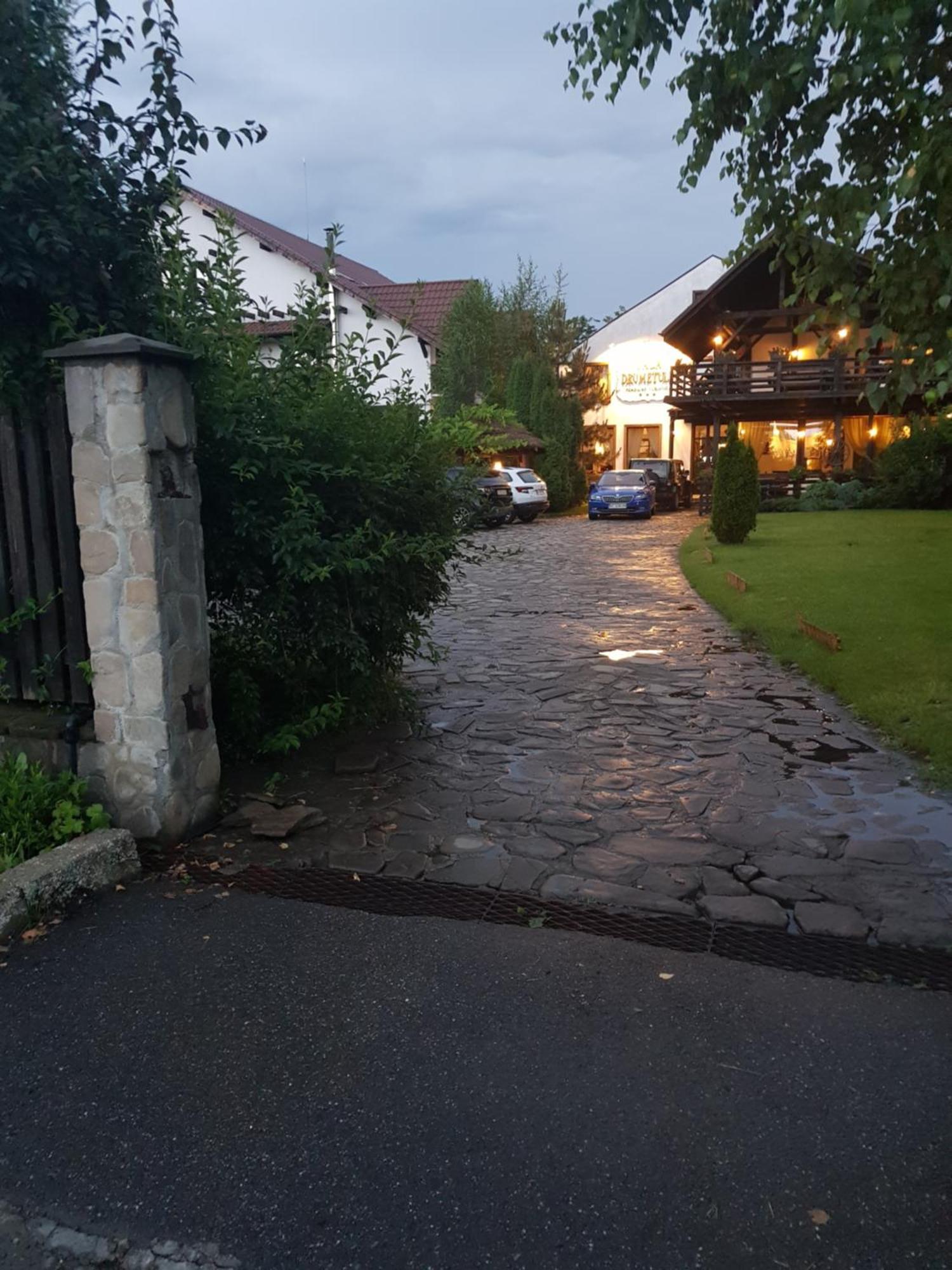 Piatra Neamţ 卡萨德鲁每图雷旅馆酒店 外观 照片